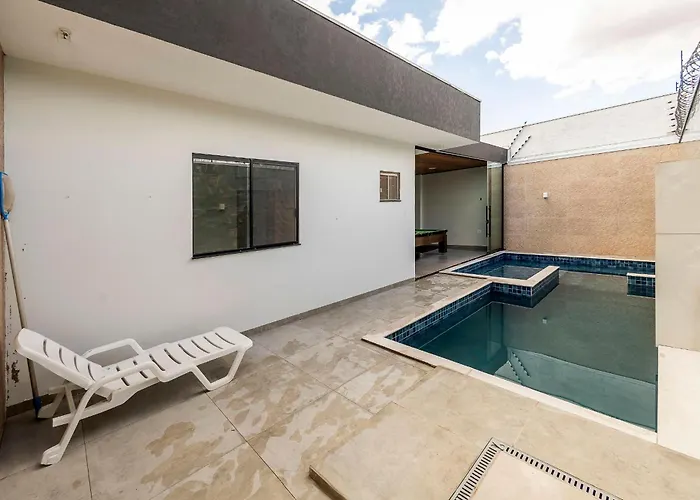 Casa Munique Maringa Com Piscina Ar Condicionado e Churrasqueira